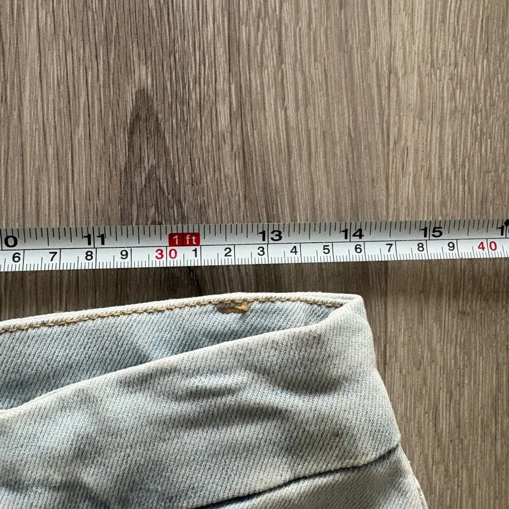 Good American High Rise Light Wash Jeans Good Legs Crop - Picture 6 of 7